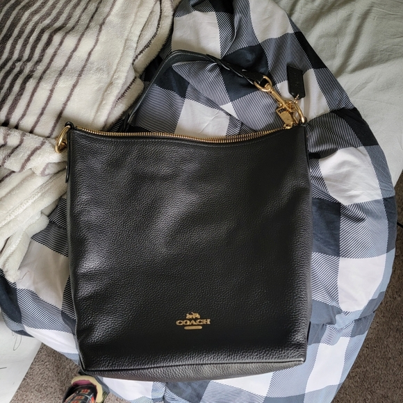 Purses - Picture 4 of 6